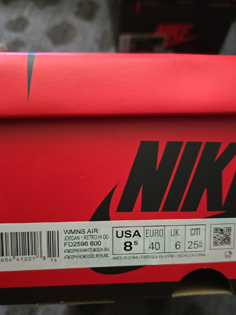 Jordan 1 High - Picture 8 of 8